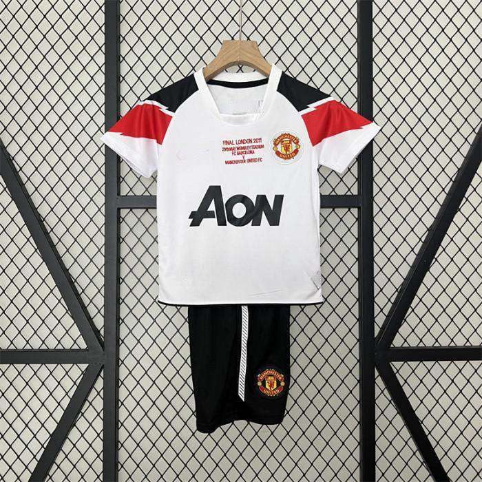 Man Utd 2010/11 (Barn)