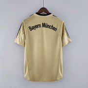 Bayern 2004/05 Borta