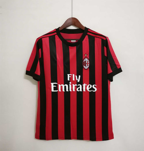 AC Milan 2017/18 Hemma