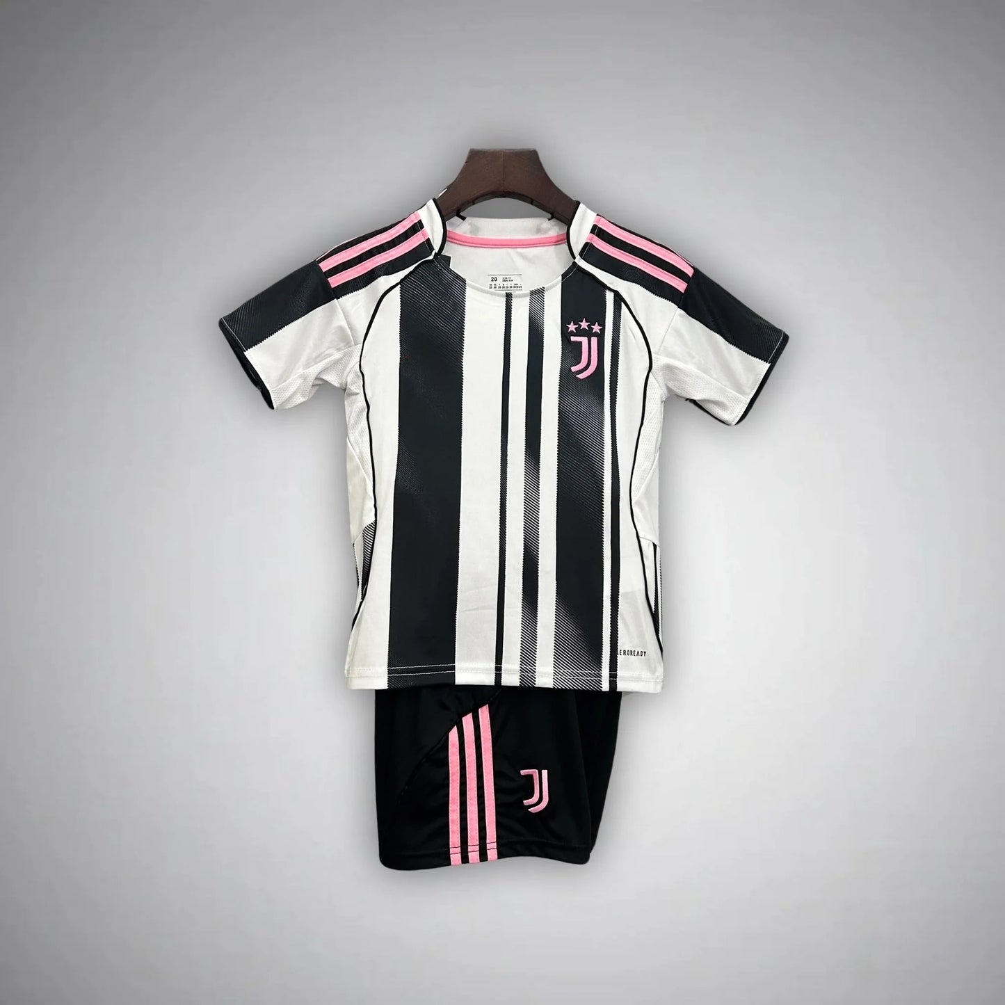 Juventus Hemma 25/26 (BARN)