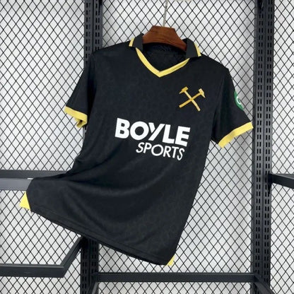 West Ham Tredje 25/26