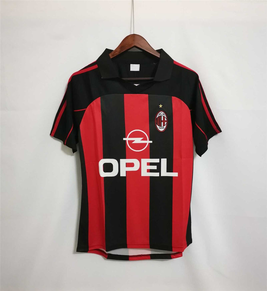 AC Milan Hemma 2001/02