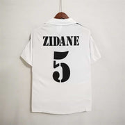 Real Madrid Hemma 2001/02