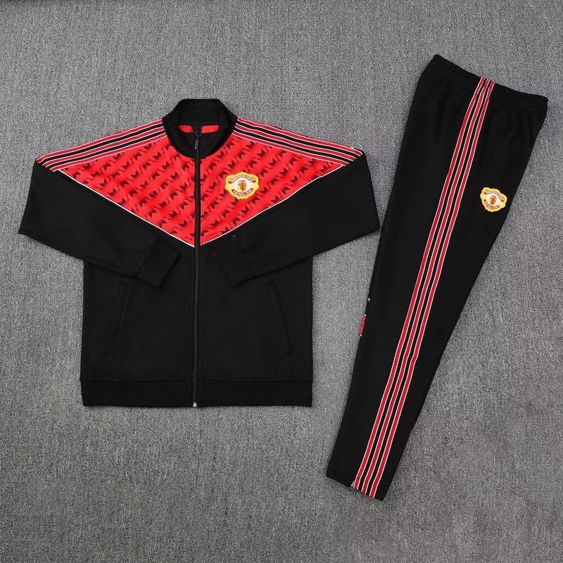 MANCHESTER UNITED TRACKSUIT