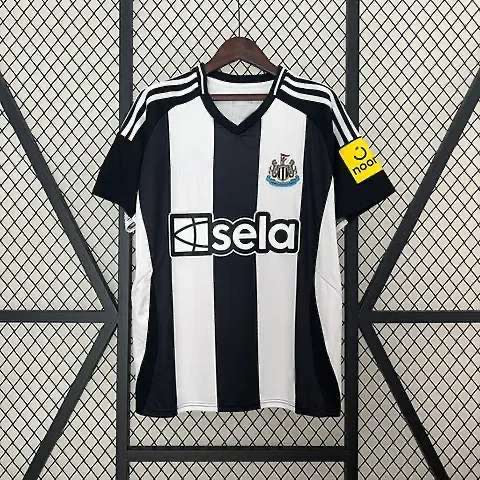 Newcastle United Hemma 24/25