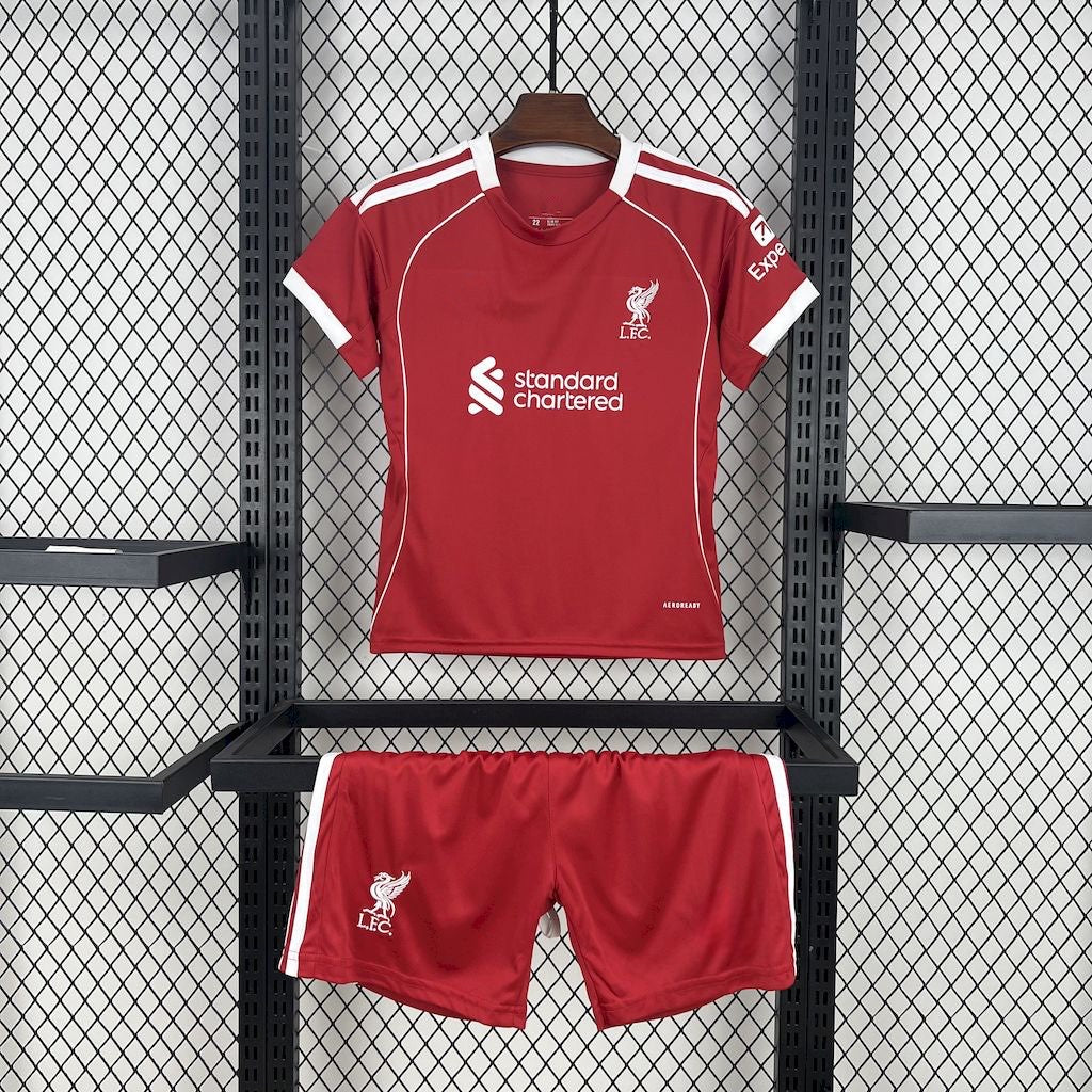 Liverpool Hemma 25/26 (BARN)