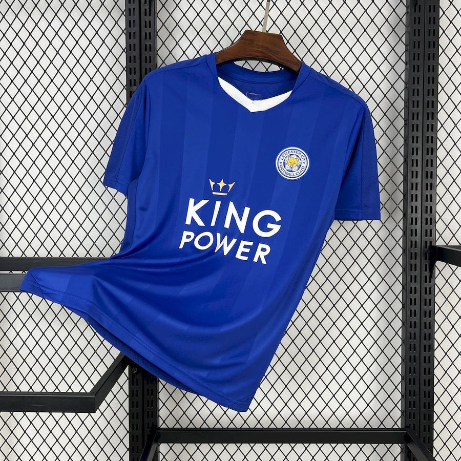 Leicester City 2015/16 Hemma