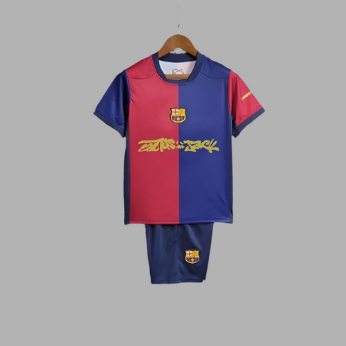 Barcelona X Travis scott (BARN)