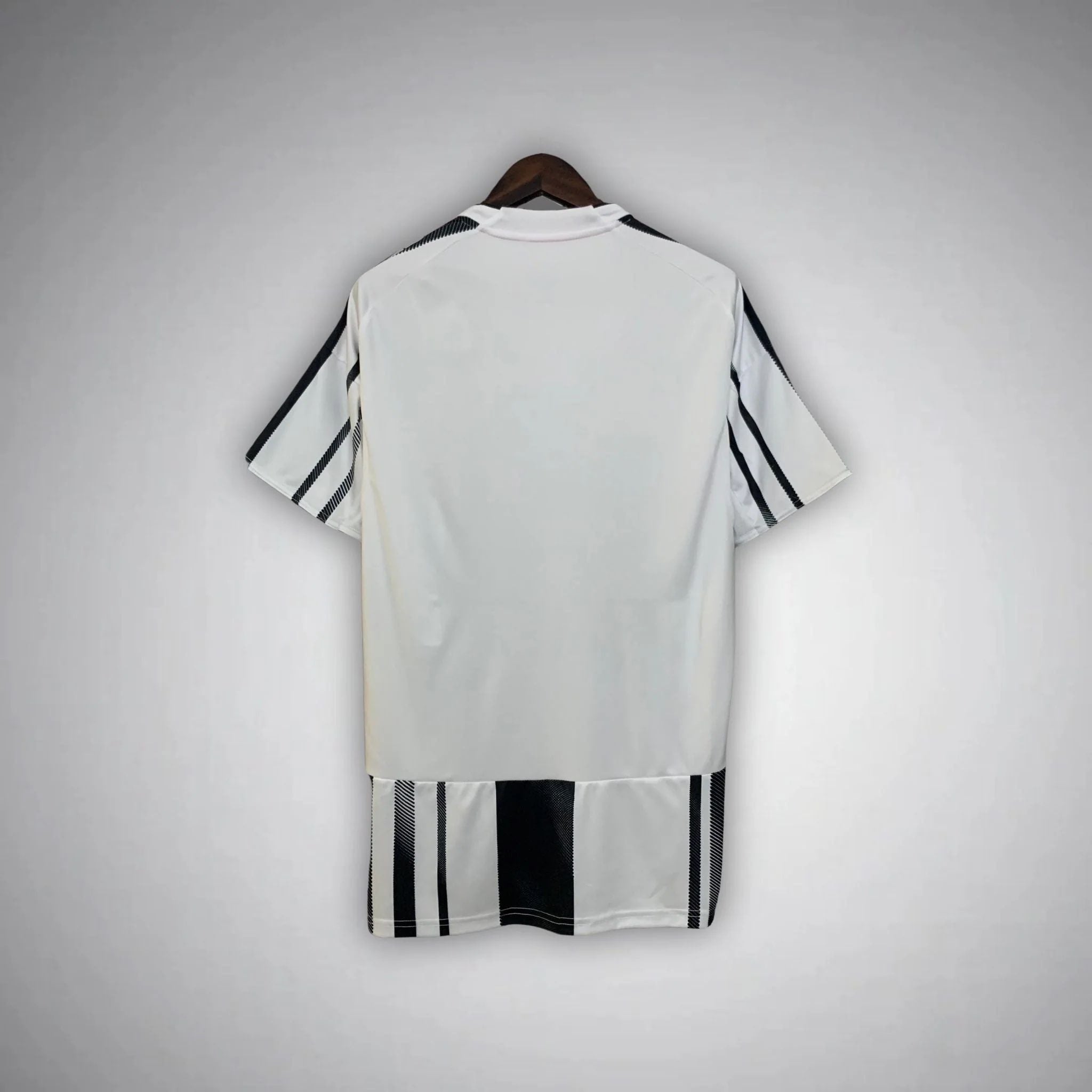 Juventus Hemma 25/26