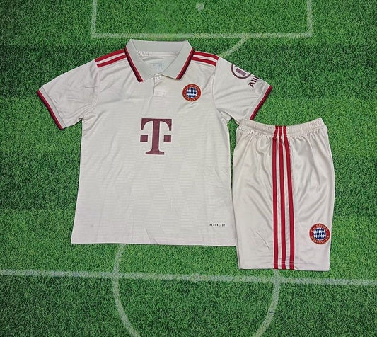 Bayern Munchen Tredje 24/25 (BARN)