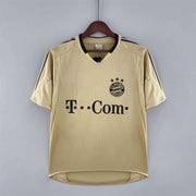 Bayern 2004/05 Borta