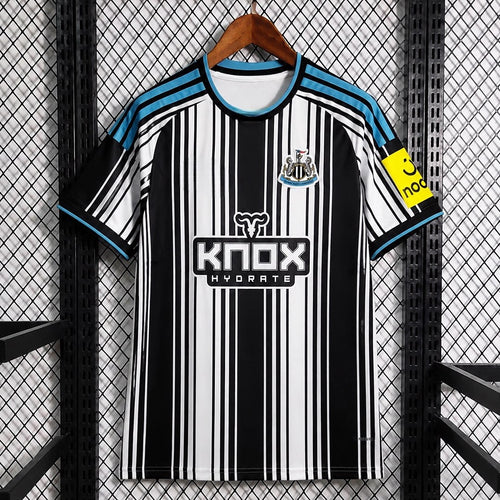 Newcastle United Hemma 26/27