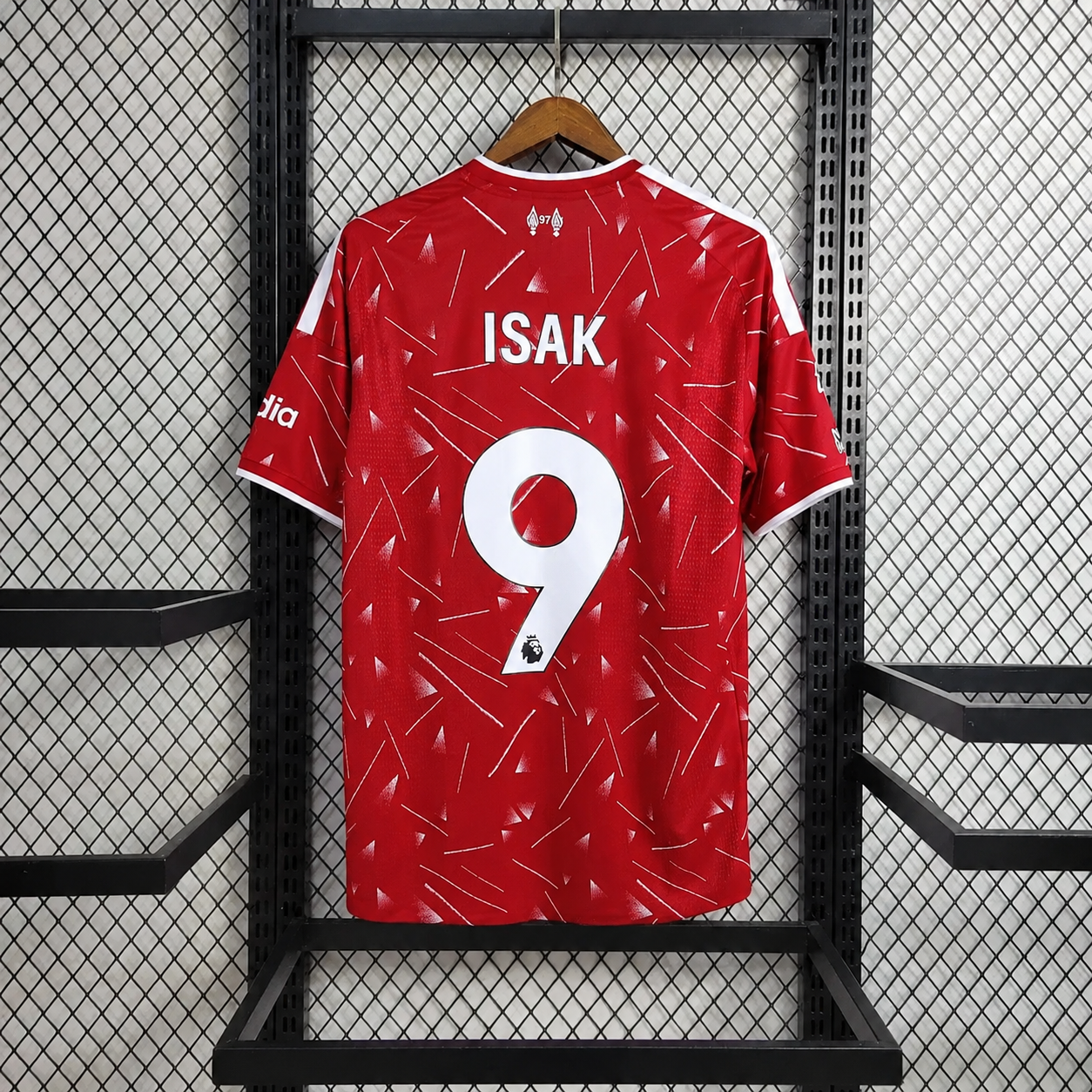 Liverpool Hemma 26/27 ISAK 9